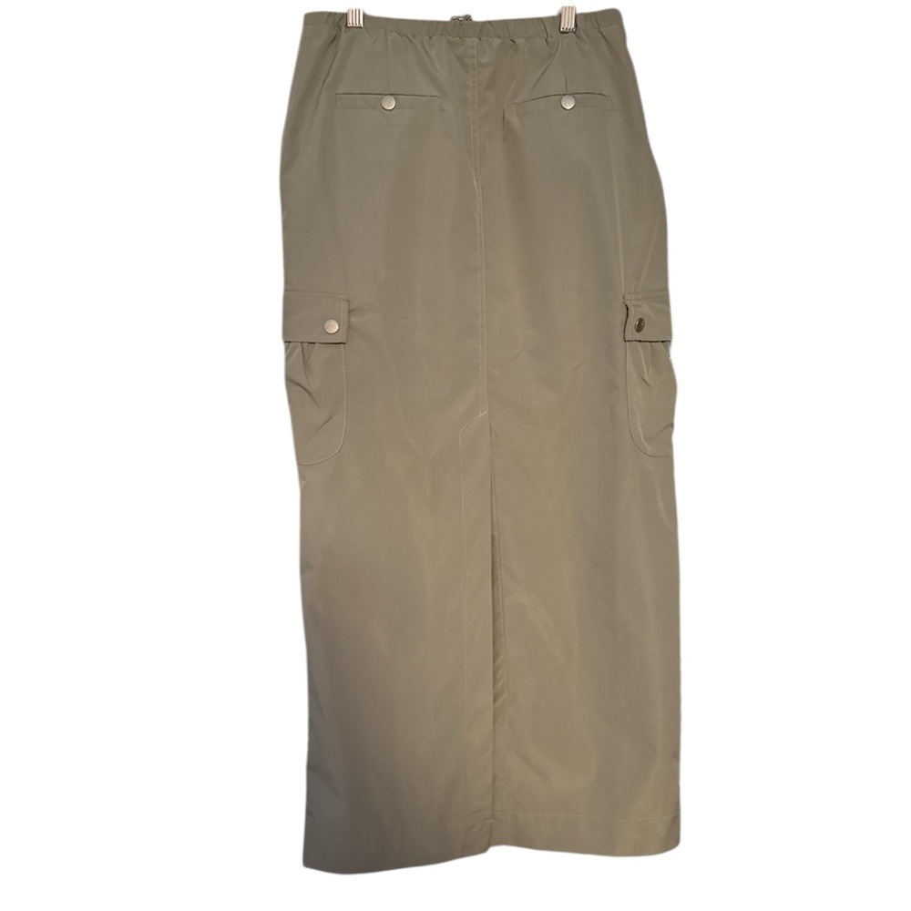 light olive green  Women's cargo Skirt - Picture 4 of 5